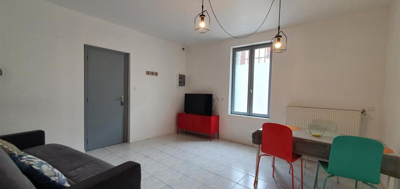 Chez Mamita : Appartement Dans Quartier Calme. Carcassonne Exterior foto